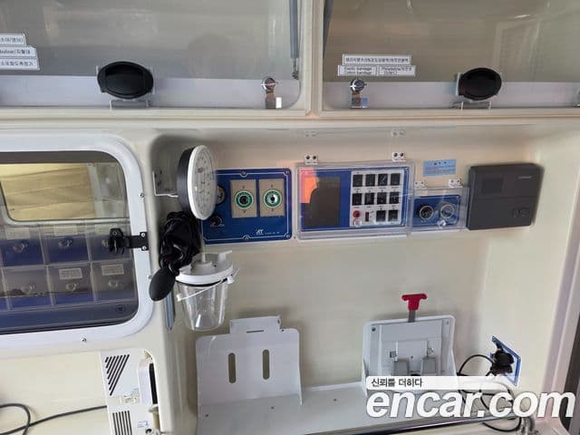 Hyundai 쏠라티 скорая помощь, 2016 13