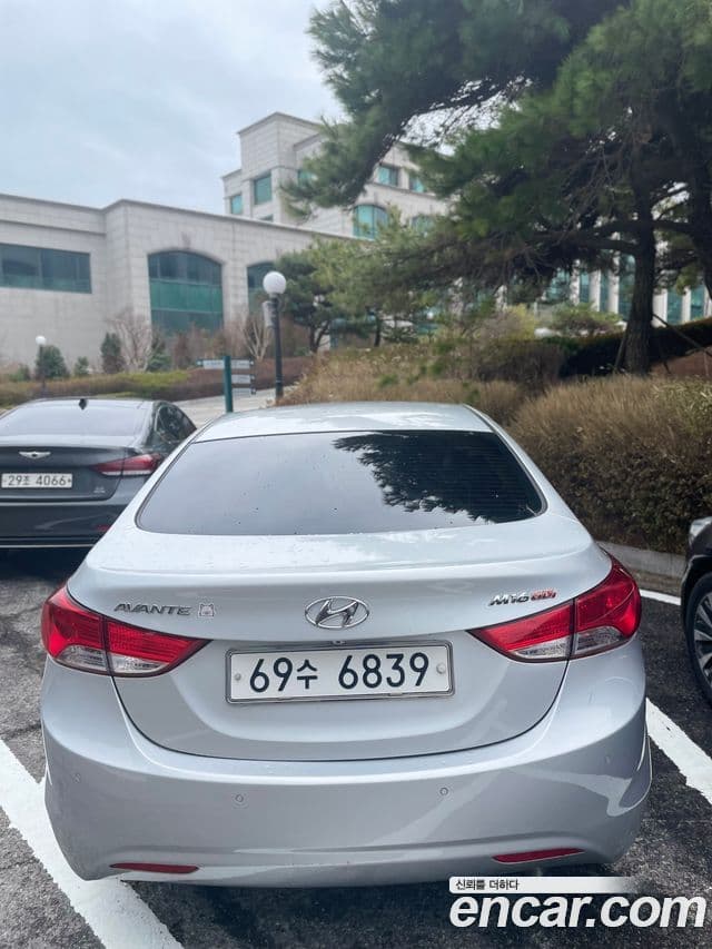 Hyundai Avante MD Luxury, 2012 2