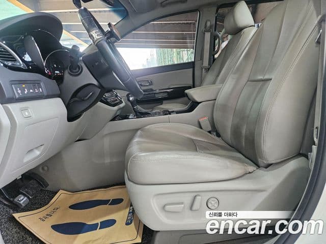 Kia All New Carnival Noblesse, 2016 15