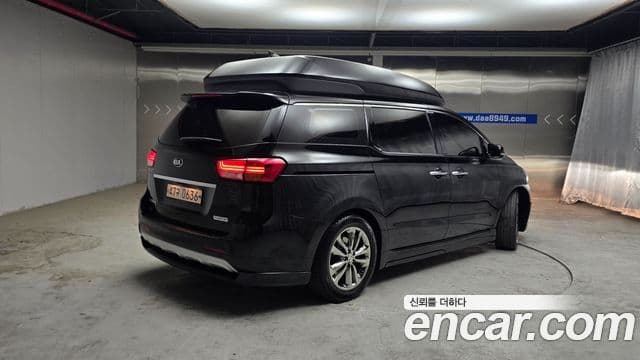 Kia All New Carnival Noblesse, 2017 4