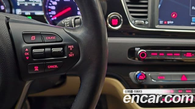 Kia All New Carnival Noblesse, 2017 13