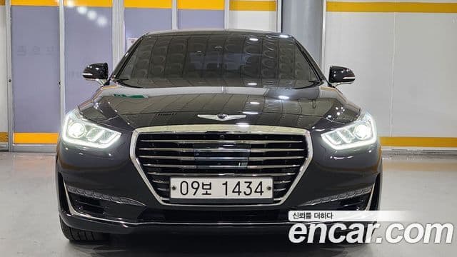 Genesis EQ900 Prestige, 2018 1