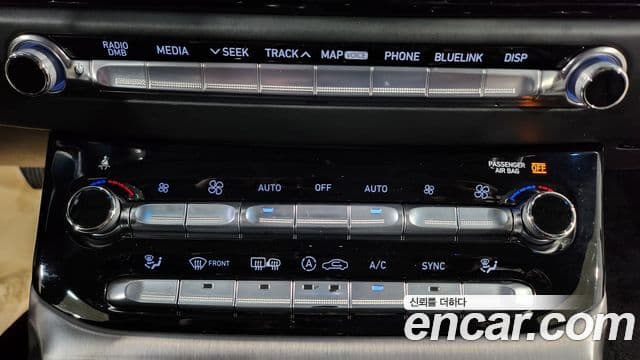 Genesis EQ900 Prestige, 2018 13