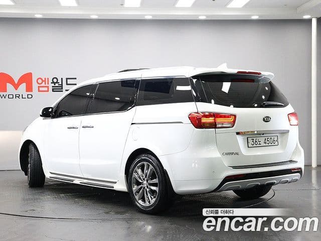 Kia All New Carnival Prestige, 2018 3