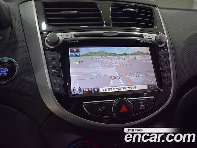 Hyundai Accent(новый кузов / новое поколение) Premier, 2012 12