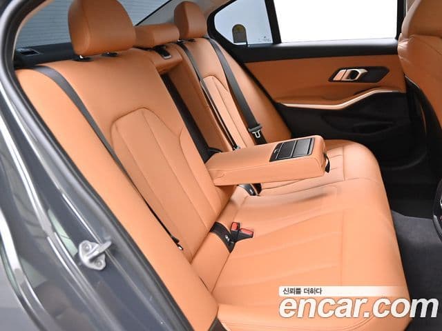 BMW 3시리즈 (G20), 2025 12