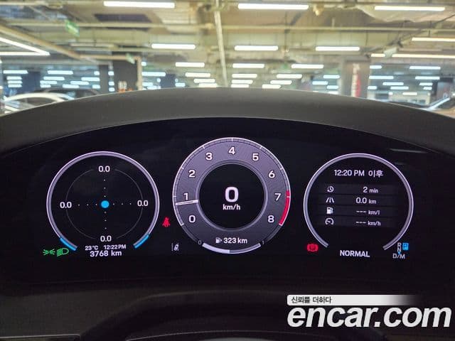 Porsche Panamera (976), 2025 8