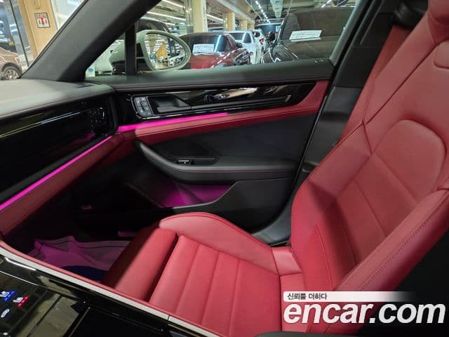 Porsche Panamera (976), 2025 17