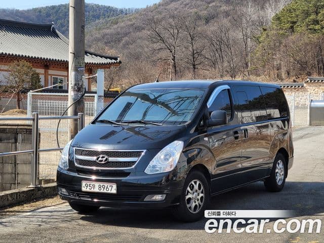 Hyundai Grand Starex CVX Luxury, 2011 1