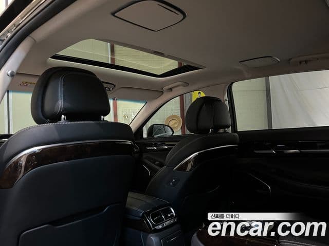 Genesis G90 Luxury, 2019 15