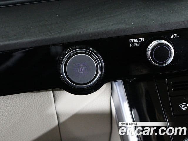 Kia Carnival 4세대 Noblesse, 2021 11