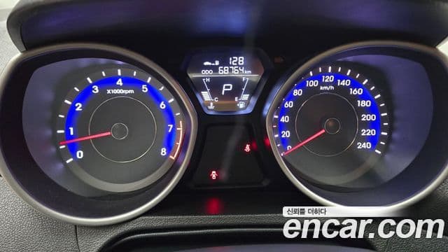 Hyundai Avante MD M16 GDI Deluxe, 2012 17