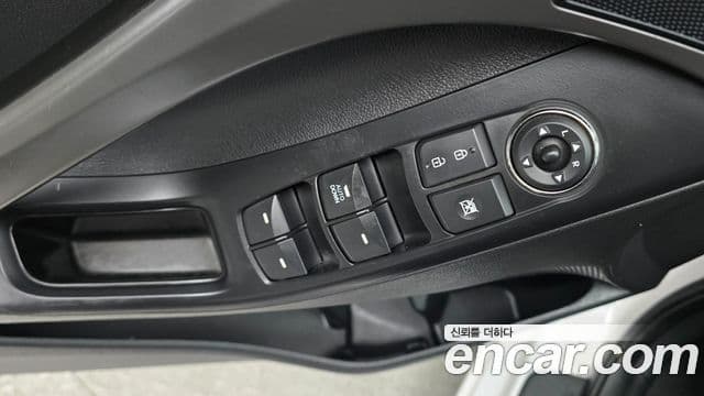 Hyundai Avante MD M16 GDI Deluxe, 2012 18