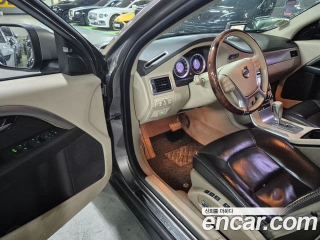 Volvo XC70 3세대, 2011 11