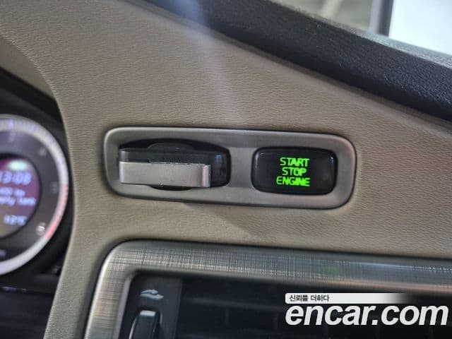 Volvo XC70 3세대, 2011 15