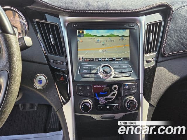 Hyundai YF Sonata Premier, 2011 12