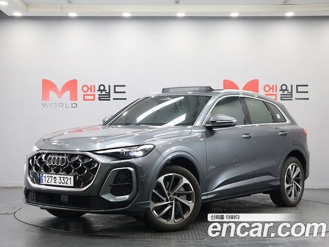 Audi Q5 (80A) 40 TDI Quattro S Line, 2025 1