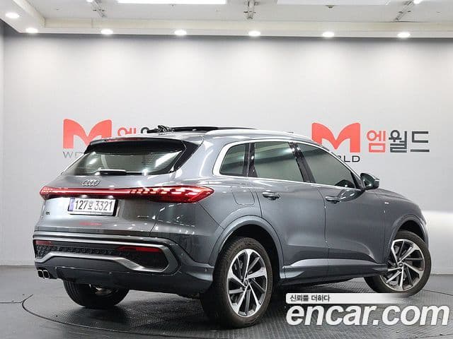 Audi Q5 (80A) 40 TDI Quattro S Line, 2025 3