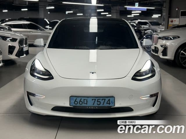 Tesla модель 3 Standard Range Plus, 2020 1