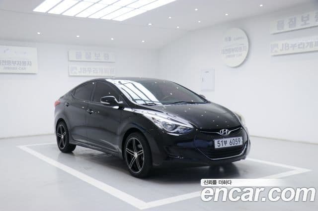 Hyundai Avante MD M16 GDI Deluxe, 2012 3