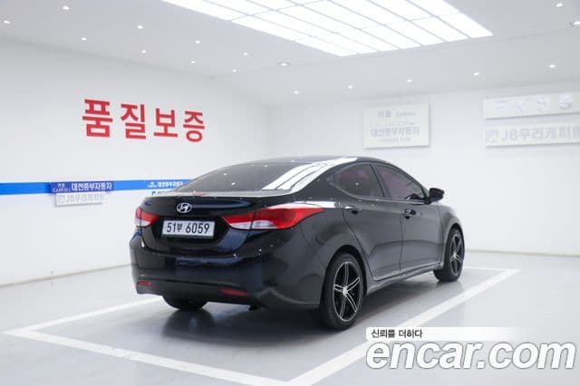 Hyundai Avante MD M16 GDI Deluxe, 2012 4