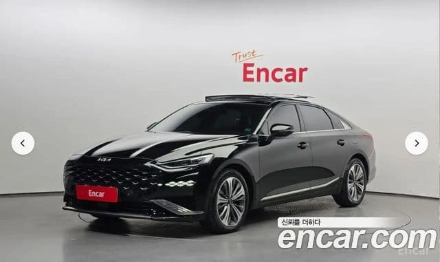 Kia K8 гибрид Signature, 2023 1