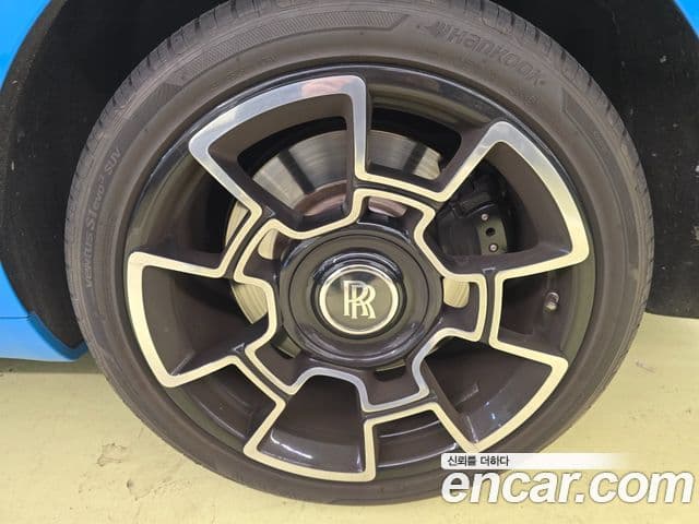 Rolls-Royce 레이스 6.6 чёрный эмблема, badge, 2020 все фото