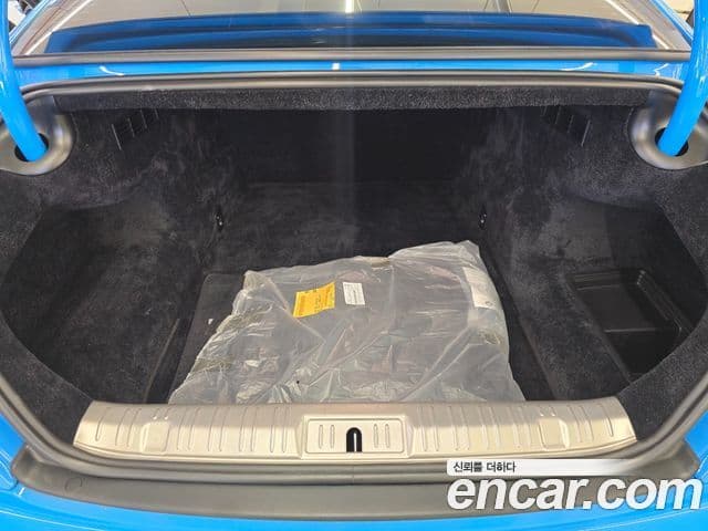 Rolls-Royce 레이스 6.6 чёрный эмблема, badge, 2020 17