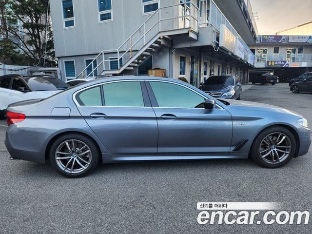 BMW 5시리즈 (G30) 520d M Sport Plus, 2020 12