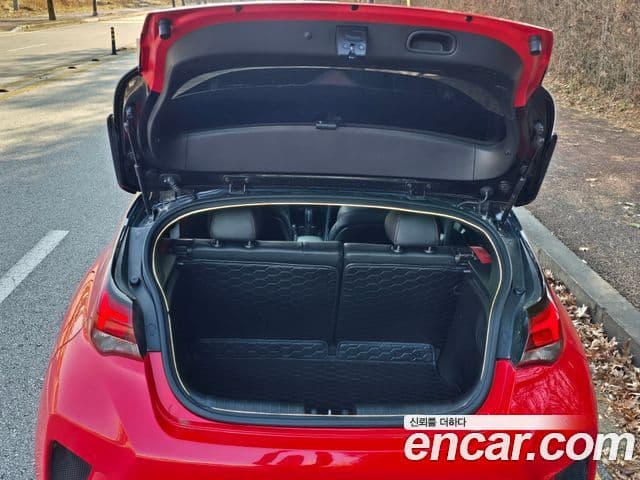 Hyundai Veloster (JS) Core, 2018 19