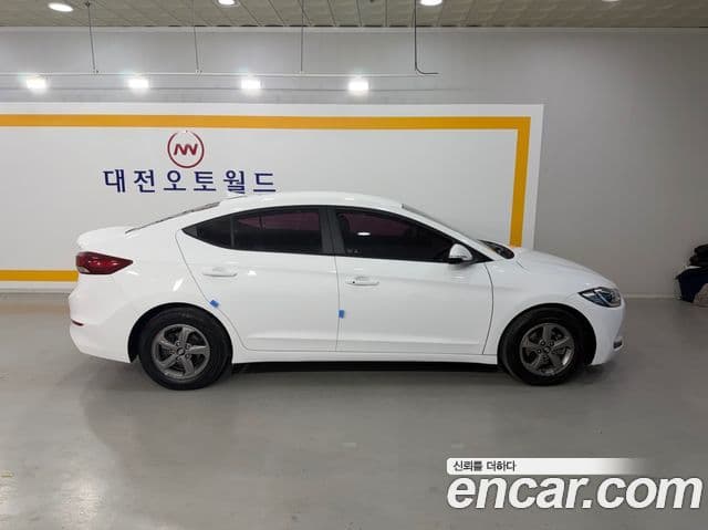 Hyundai Avante AD 1.6 GDI Smart, 2017 8