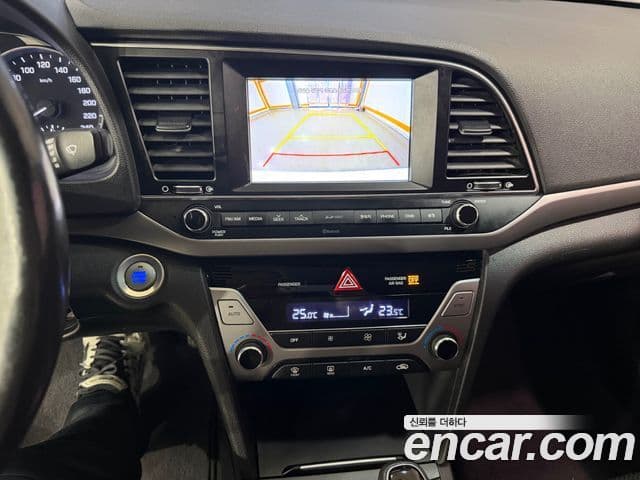 Hyundai Avante AD 1.6 GDI Smart, 2017 15