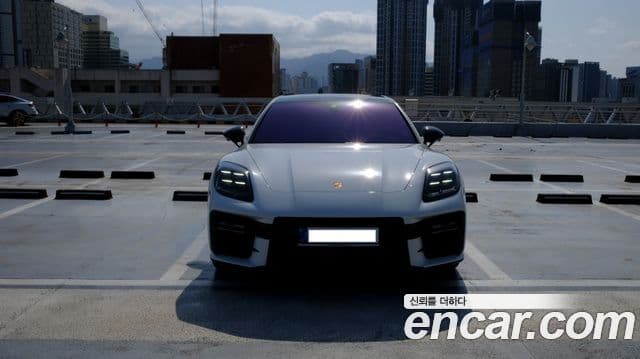Porsche Panamera (976) 2.9 AWD E-гибрид, 2025 3