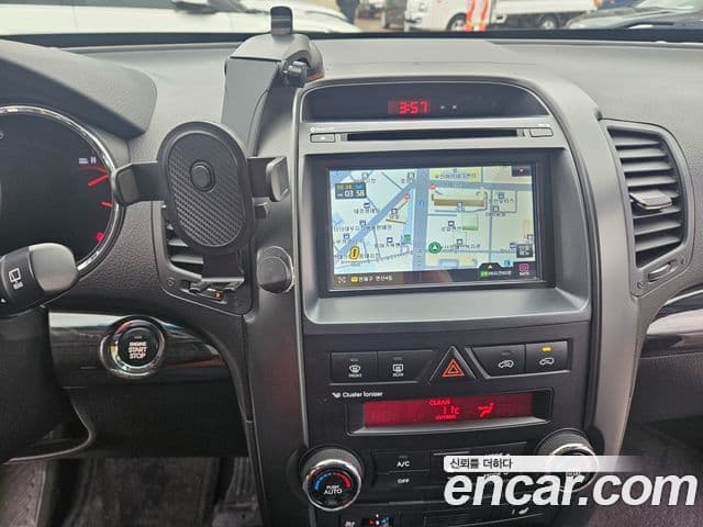 Kia Sorento R топовая версия, 2011 14