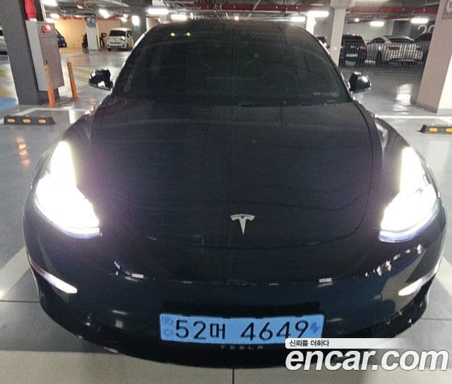 Tesla модель 3 performance, 2022 3