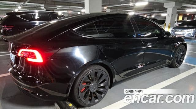 Tesla модель 3 performance, 2022 10