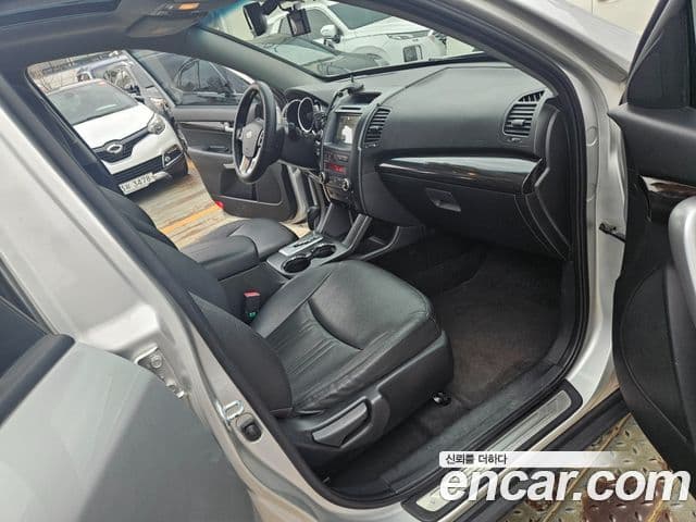 Kia Sorento R топовая версия, 2011 9