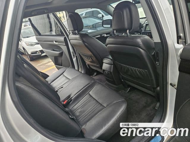 Kia Sorento R топовая версия, 2011 11
