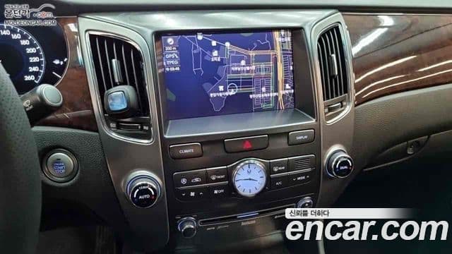 Hyundai Equus(новый кузов / новое поколение) Luxury, 2011 12