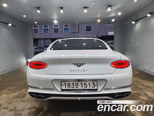 Bentley Continental GT 3세대 4.0 GT, 2022 все фото
