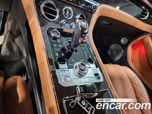 Bentley Continental GT 3세대 4.0 GT, 2022 11