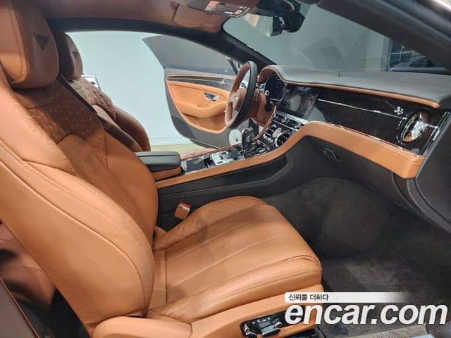 Bentley Continental GT 3세대 4.0 GT, 2022 15