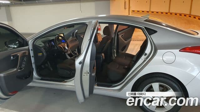 Hyundai Avante MD Luxury, 2011 18