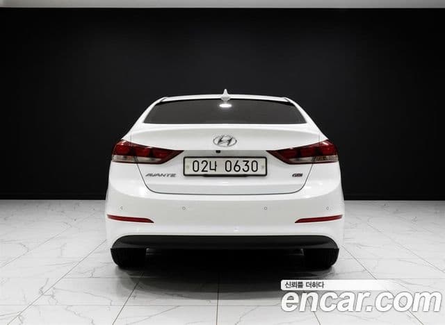 Hyundai Avante AD 1.6 GDI Smart, 2017 3
