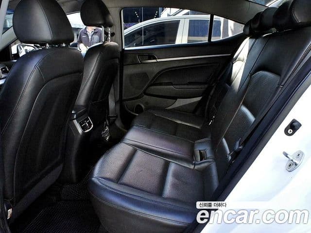 Hyundai Avante AD 1.6 GDI Smart, 2017 6