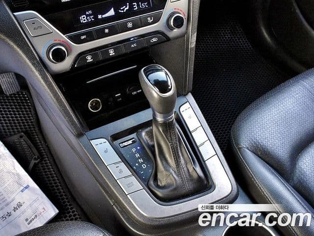 Hyundai Avante AD 1.6 GDI Smart, 2017 11