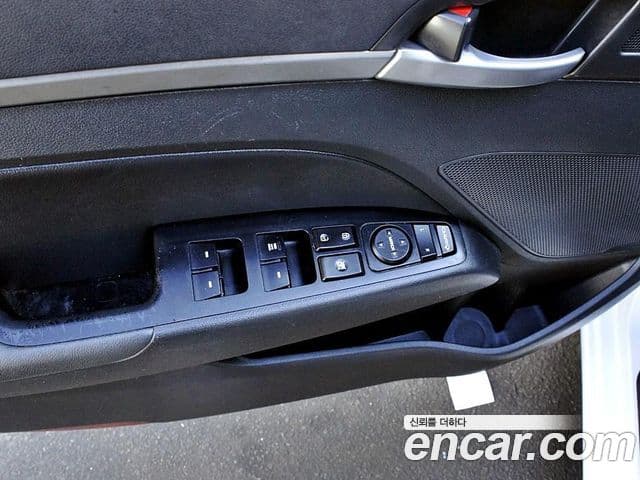 Hyundai Avante AD 1.6 GDI Smart, 2017 14