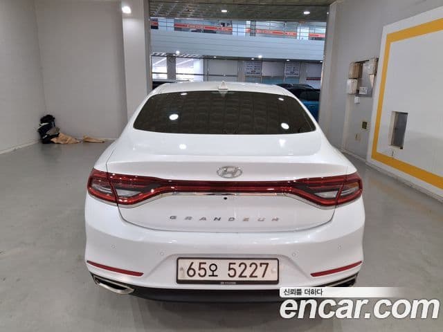 Hyundai Grandeur IG Premium, 2019 все фото