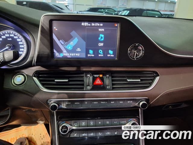 Hyundai Grandeur IG Premium, 2019 10