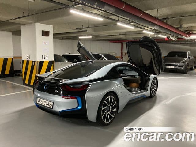 BMW i8 купе, 2015 2